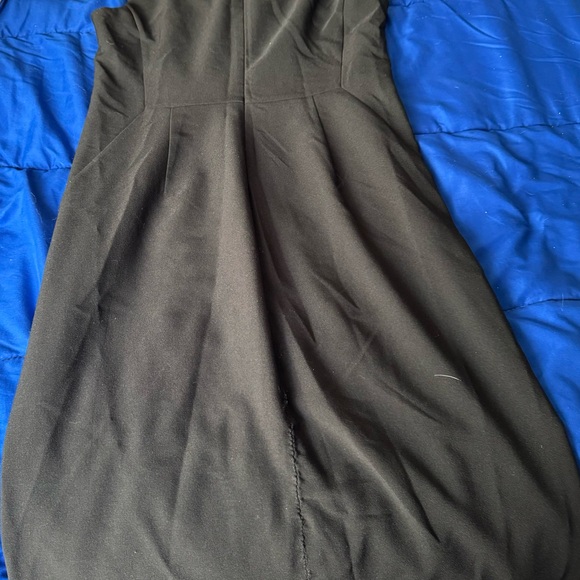 Beautiful long black dress - Picture 3 of 3